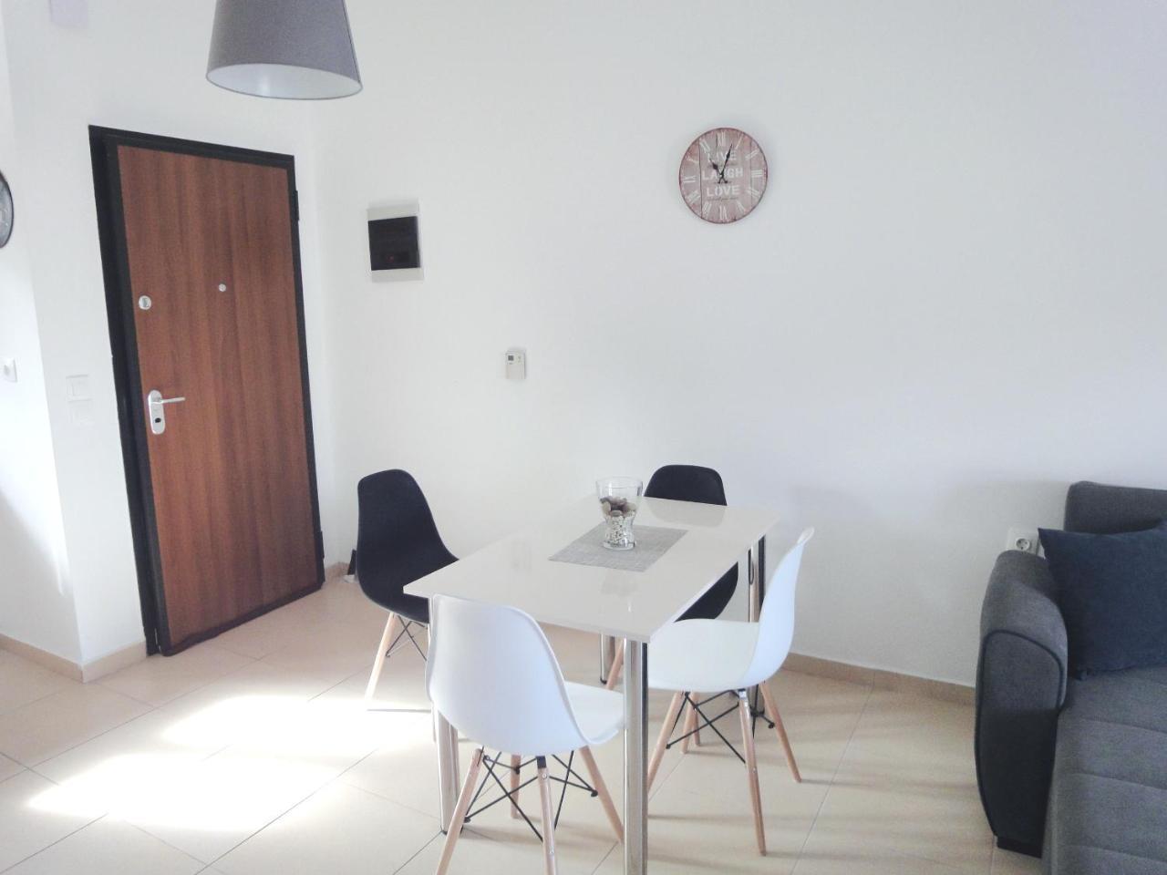 Nikos Apartment *