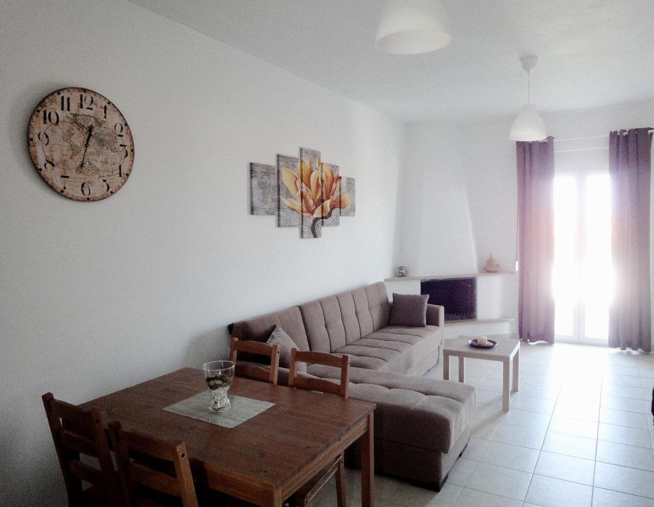 Nikos Apartment